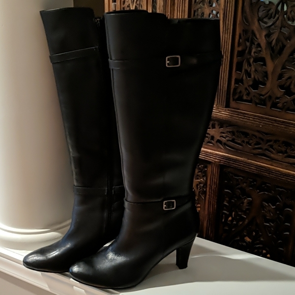 Ralph Lauren Shoes - NWT- Ralph Lauren genuine leather boots